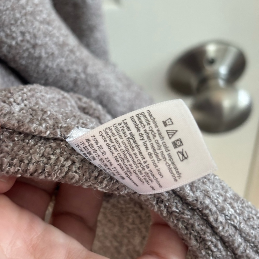 Barefoot Dreams CozyChicLite Cardigan - Picture 7 of 10
